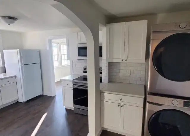 Property at 1084 S Hanover St Unit 2 nd floor, Pottstown, PA, 19465, 4 beds, 1.5 baths, [object Object]