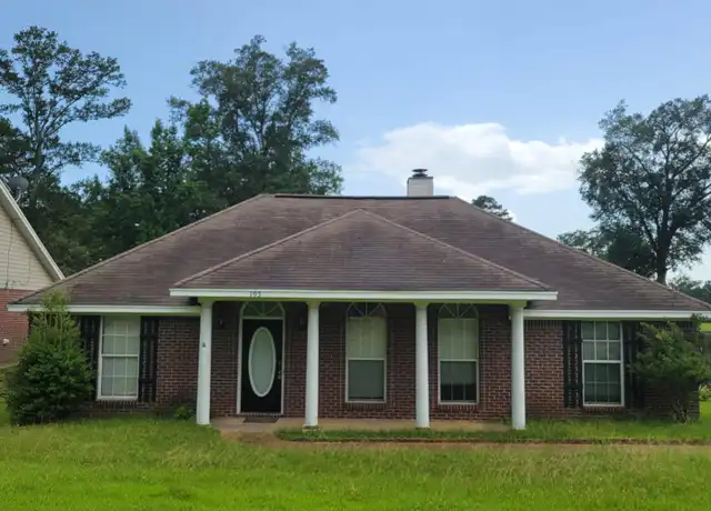 Property at 103 Live Oaks Blvd, Pearl, MS, 39208, 3 beds, 2 baths, [object Object]