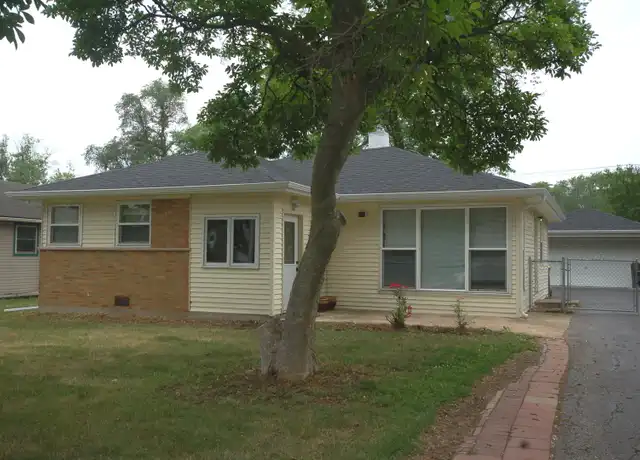 Property at 2713 Wilke Rd, Rolling Meadows, IL, 60008, 3 beds, 1 bath, [object Object]