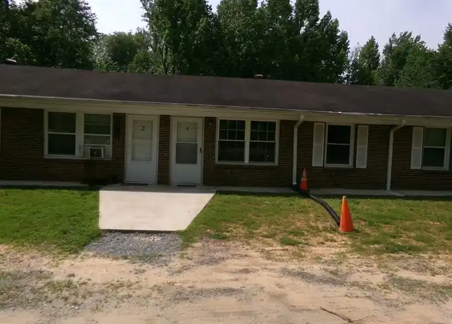 Property at 1539 NC 65 Hwy W, Walnut Cove, NC, 27052, 2 beds, 1 bath, [object Object]