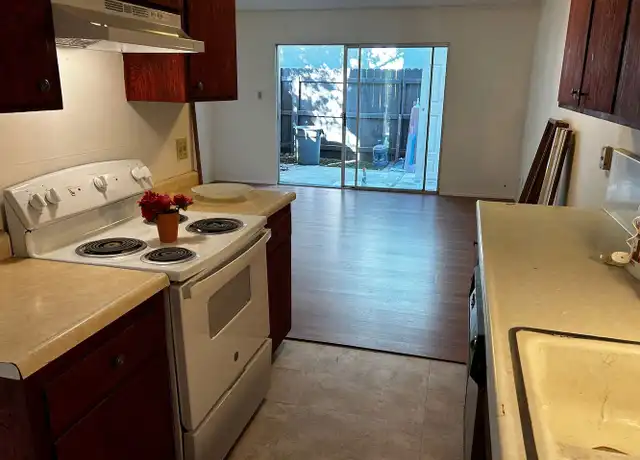 Property at 1260 Southwood Dr Unit D, San Luis Obispo, CA, 93401, 2 beds, 1.5 baths, [object Object]