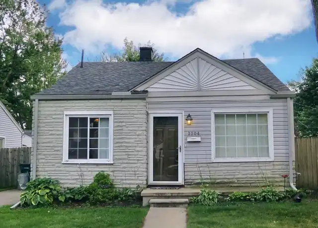 Property at 2204 Barrett Ave, Royal Oak, MI, 48067, 2 beds, 1 bath, [object Object]
