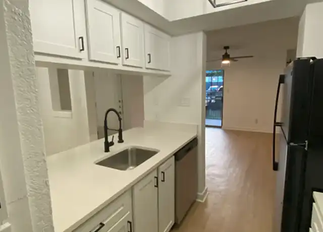 Property at Townhollow Apartments - 1200 Treadwell St, Austin, TX, 78704, 0-1 beds, 1 bath, [object Object]