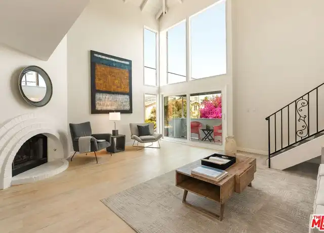 Property at 41 29th Ave Unit 2, Venice, CA, 90291, 3 beds, 2 baths, [object Object]