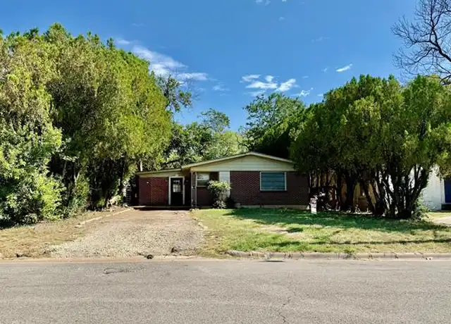 Property at 533 E North 18th St, Abilene, TX, 79601, 3 beds, 1.5 baths, [object Object]