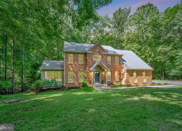 Property at 2 English Hills Dr, Fredericksburg, VA, 22406, 4 beds, 2.5 baths, [object Object]
