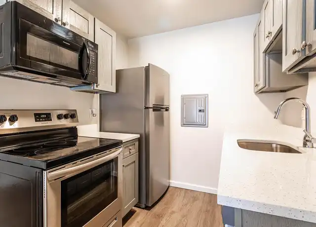 Property at Summit on Prospect - 240 Prospect Ave, Hackensack, NJ, 07601, 1 bed, 1 bath, [object Object]