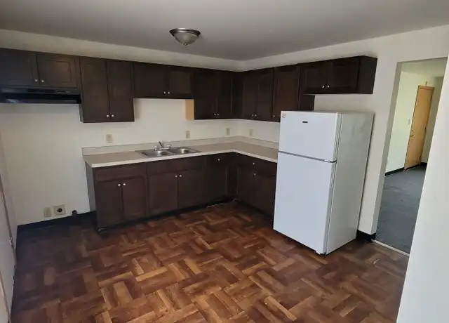 Property at 9000 W Carmen Ave Unit 3, Milwaukee, WI, 53225, 2 beds, 1 bath, [object Object]