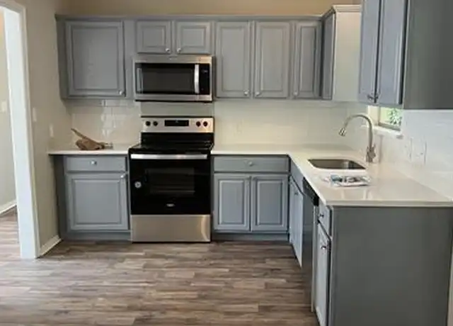Property at 701 N Mirick Ave, Denison, TX, 75020, 3 beds, 2 baths, [object Object]