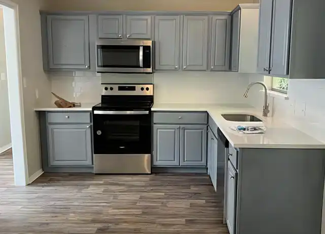 Property at 701 N Mirick Ave, Denison, TX, 75020, 3 beds, 2 baths, [object Object]