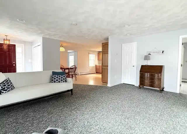 Property at 22 Purchase St, Danvers, MA, 01923, 2 beds, 1 bath, [object Object]