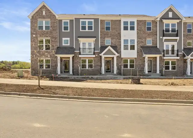 Property at 6213 Sandbelt Dr, Lisle, IL, 60532, 3 beds, 2.5 baths, [object Object]