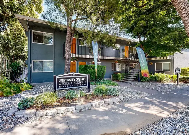 Photo of 300 J St, Davis, CA 95616