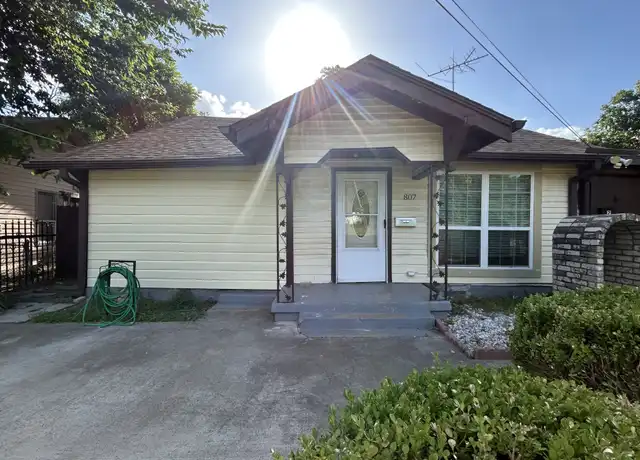 Property at 807 S Van Buren Ave, Dallas, TX, 75208, 3 beds, 2 baths, [object Object]