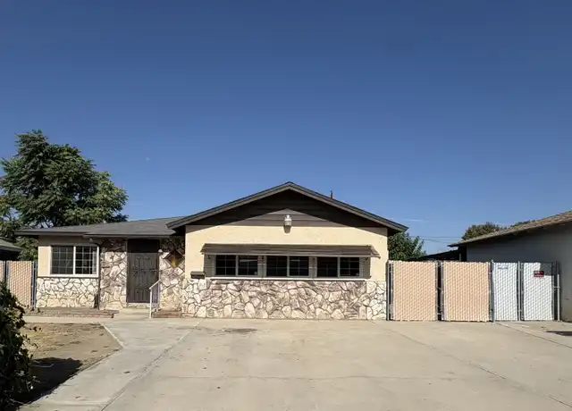 Property at 117 Bendix St, Bakersfield, CA, 93308, 3 beds, 2.5 baths, [object Object]