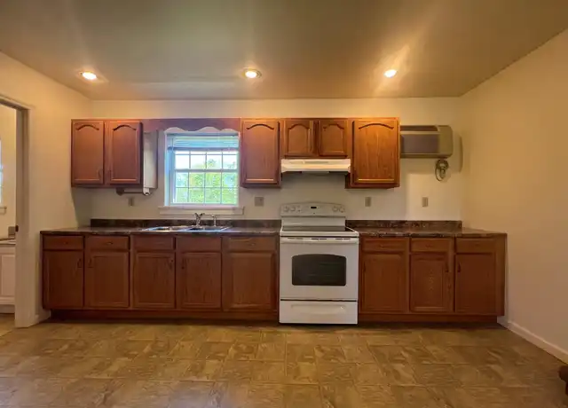 Property at 5994 U.S. 44, Kerhonkson, NY, 12446, 1 bed, 1 bath, [object Object]