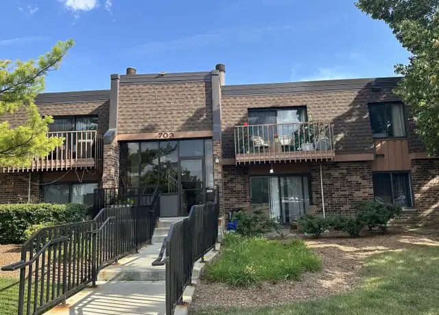 Property at 703 Waterford Rd S Unit 2B, Schaumburg, IL, 60193, 2 beds, 2 baths, [object Object]