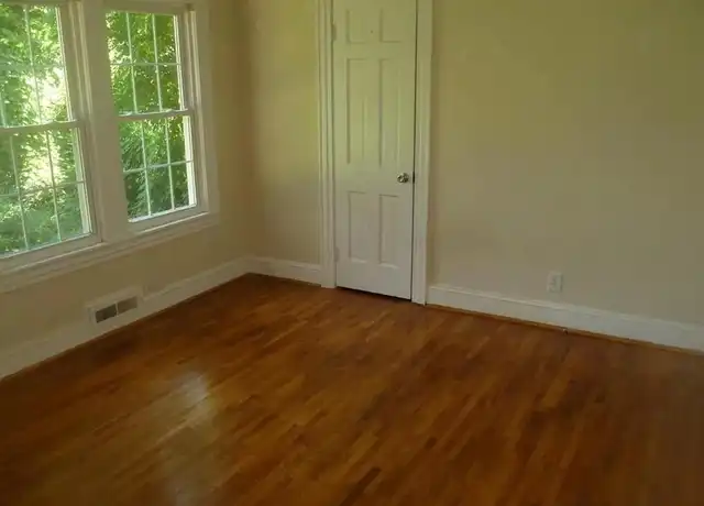 Property at 2216 Walker Ave, Greensboro, NC, 27403, 2 beds, 1 bath, [object Object]