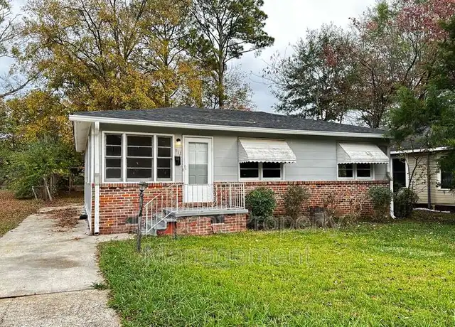 Property at 913 27th St SW, Birmingham, AL, 35211, 3 beds, 1 bath, [object Object]
