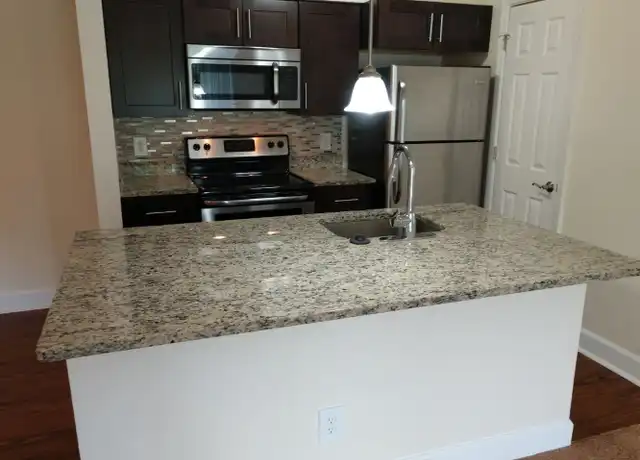 Property at 1000 Columbine Dr Unit 1E, Frederick, MD, 21701, 1 bed, 1 bath, [object Object]