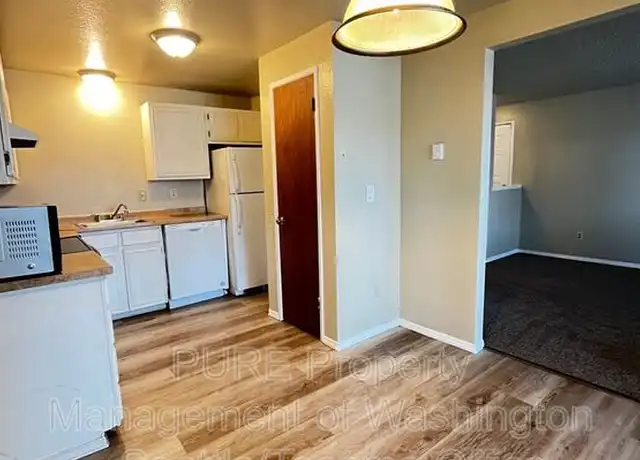 Property at 1812 I St NE Unit A, Auburn, WA, 98002, 2 beds, 1 bath, [object Object]