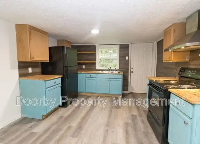 Property at 3203 New York Ave, Chattanooga, TN, 37406, 4 beds, 1 bath, [object Object]