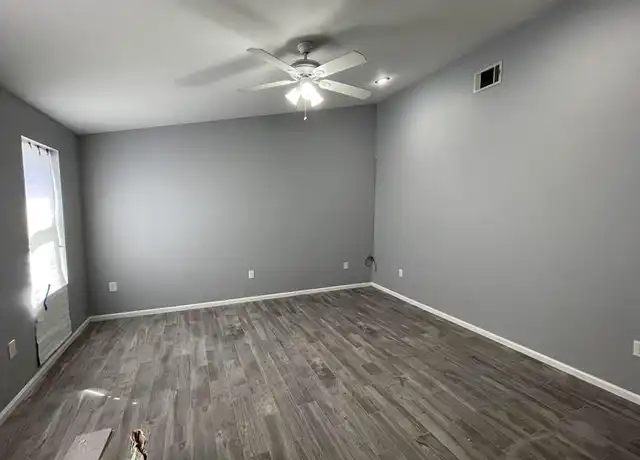 Property at 610-612 Fried St, Gretna, LA, 70053, 3 beds, 2 baths, [object Object]