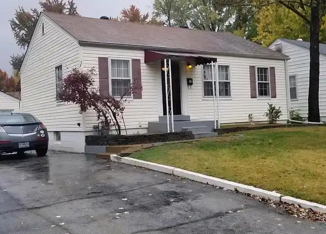 Property at 95 Derhake Rd, Florissant, MO, 63031, 2 beds, 1 bath, [object Object]