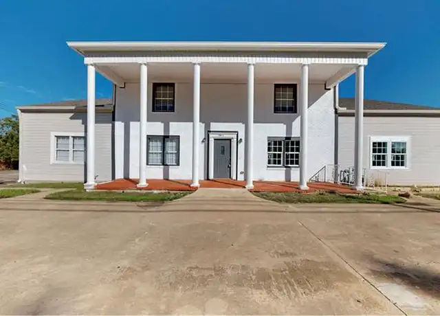 Property at 409 E Main St Unit A, Whitesboro, TX, 76273, 4 beds, 3.5 baths, [object Object]