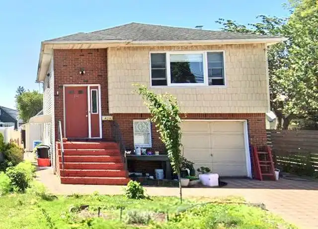 Property at 233 Grand Ave, West Hempstead, NY, 11552, 3 beds, 1 bath, [object Object]