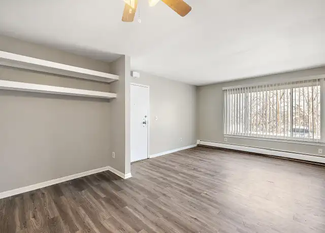 Property at 120 N Prospect Rd Unit 8, Ypsilanti, MI, 48198, 1 bed, 1 bath, [object Object]