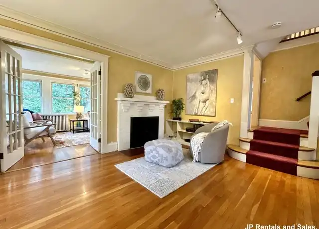 Property at 37 Pondview Ave, Jamaica Plain, MA, 02130, 3 beds, 2 baths, [object Object]