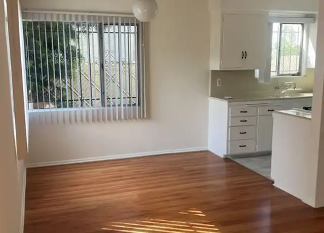 Property at 1243 26th St, Santa Monica, CA, 90404, 1 bed, 1 bath, [object Object]