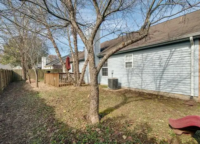Property at 353 Roslyn Ct, Nashville, TN, 37221, 1 bed, 1.5 baths, [object Object]
