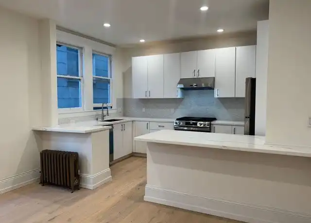 Property at 1225 Clay St Unit 02, San Francisco, CA, 94108, 1 bed, 1 bath, [object Object]