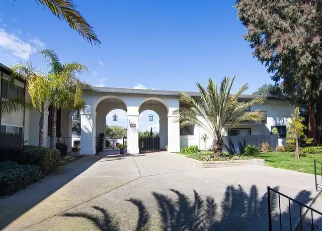 Property at Twelve Oaks Apartments - 107 Oak Rim Ct, Los Gatos, CA, 95032, 1 bed, 1 bath, [object Object]
