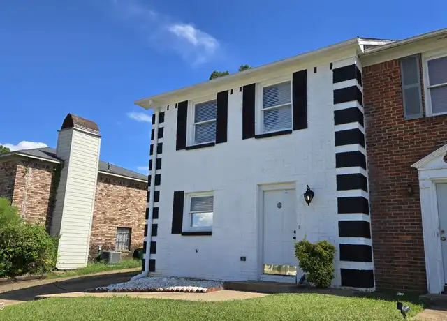 Property at 933 Glastonbury Cir Unit A, Ridgeland, MS, 39157, 3 beds, 3 baths, [object Object]