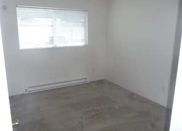 Property at 2525 W Grand Ronde Ave Unit A206, Kennewick, WA, 99336, 3 beds, 2 baths, [object Object]