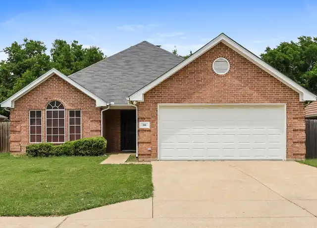 Property at 316 Willow St, Crowley, TX, 76036, 3 beds, 2 baths, [object Object]