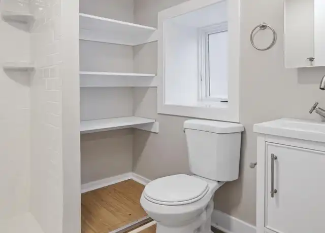 Property at 2800 Connecticut Ave NW, Washington, DC, 20008, 2 beds, 1 bath, [object Object]