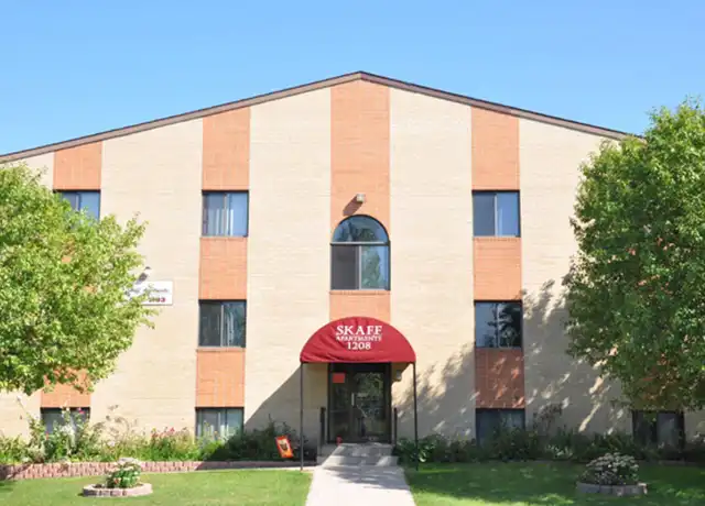 Property at 1208 28th Ave S, Moorhead, MN, 56560, 2 beds, 2 baths, [object Object]