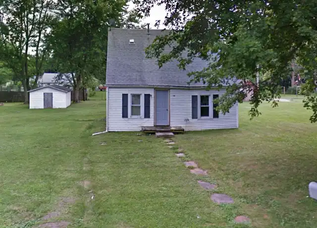 Property at 2001 E Depauw Ave, Muncie, IN, 47303, 2 beds, 1 bath, [object Object]