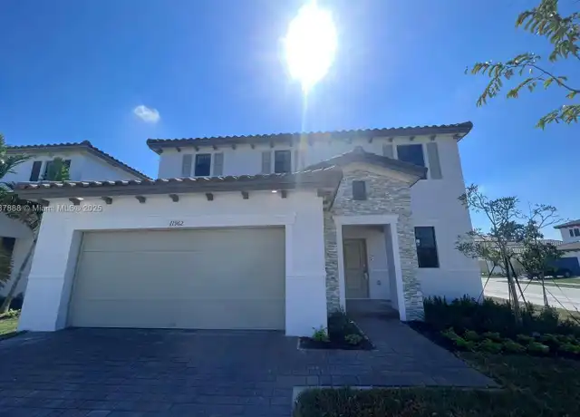 Property at 11962 SW 241st St Unit 11962, Princeton, FL, 33032, 4 beds, 2.5 baths, [object Object]