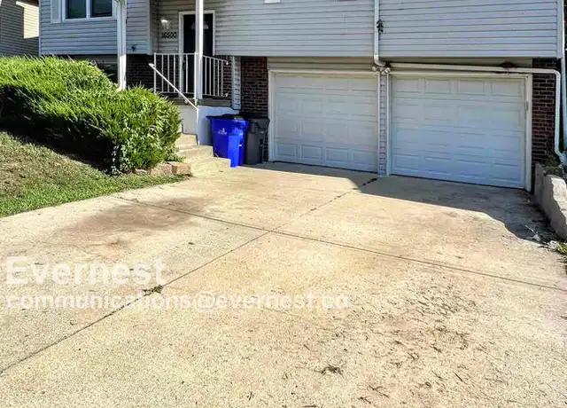 Property at 16500 W 125th St, Olathe, KS, 66062, 3 beds, 2 baths, [object Object]