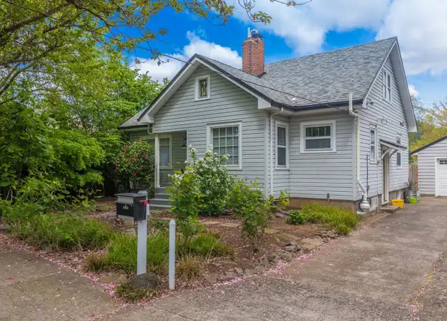 Property at 7117 SE Brooklyn St Unit B, Portland, OR, 97206, 1 bed, 1 bath, [object Object]