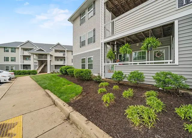 Photo of 5715 Castlebridge Rd, Fredericksburg, VA 22407