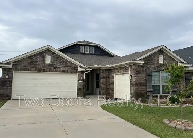 Property at 624 Carolyn Ridge Rd, Norman, OK, 73071, 4 beds, 2 baths, [object Object]