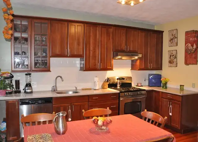 Property at 134 Fuller St #3, Brookline, MA, 02446, 2 beds, 1 bath, [object Object]
