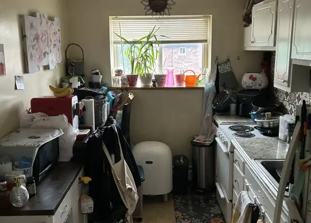 Property at 33 Westgate Rd Unit 5, Newton, MA, 02459, 1 bed, 1 bath, [object Object]