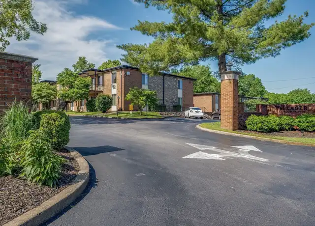 Property at 2601 Hillsboro Pike Unit P4, Nashville, TN, 37212, 2 beds, 1 bath, [object Object]